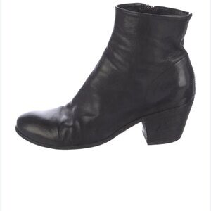 Oficine Creative black ankle boot